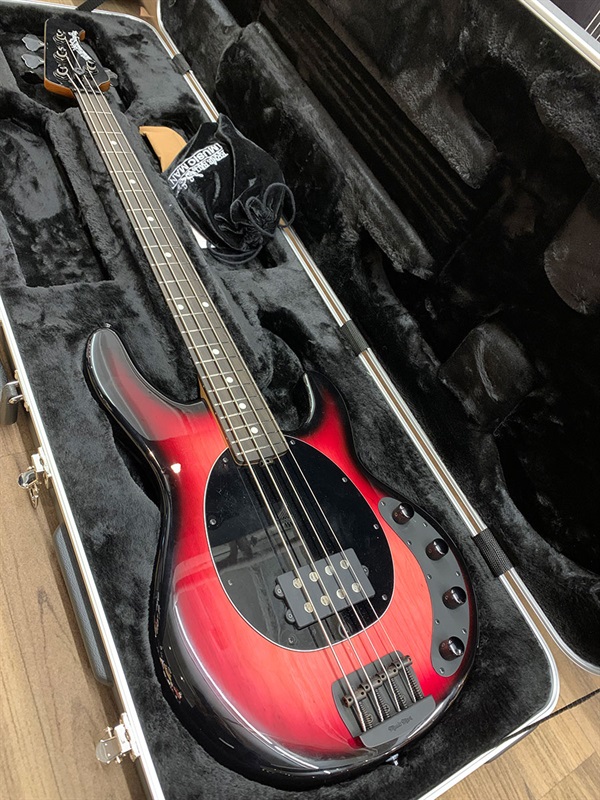 MUSICMAN STINGRAY SPECIAL PT Rasberryburstの画像